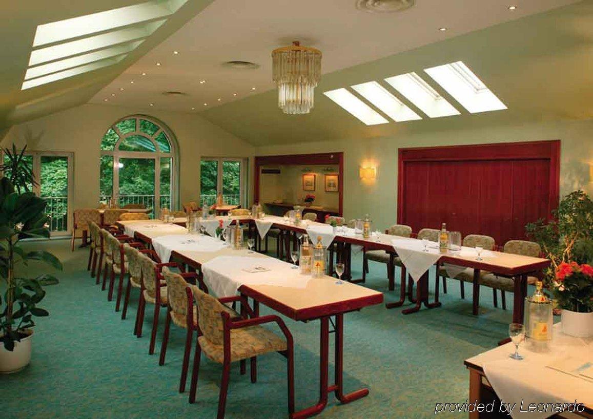 Parkhotel Stadtallendorf Restaurace fotografie